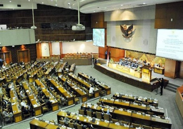 برلمان إندونيسيا يوافق على نقل العاصمة إلى جزيرة نائية