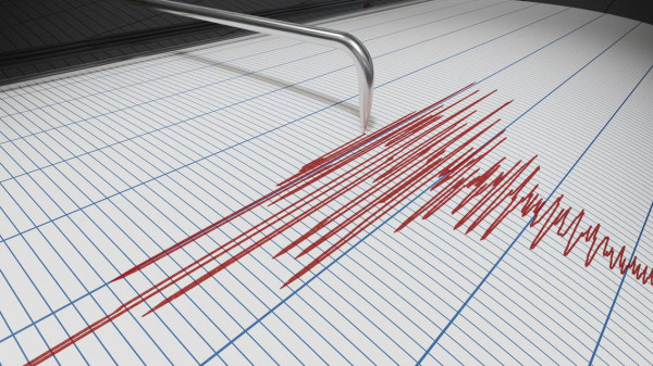 مرصد الزلازل الأردني: المنطقة تشهد عاصفة زلزالية
