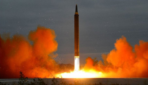 كوريا الشمالية تطلق صاروخين مجنحين باتجاه بحر اليابان