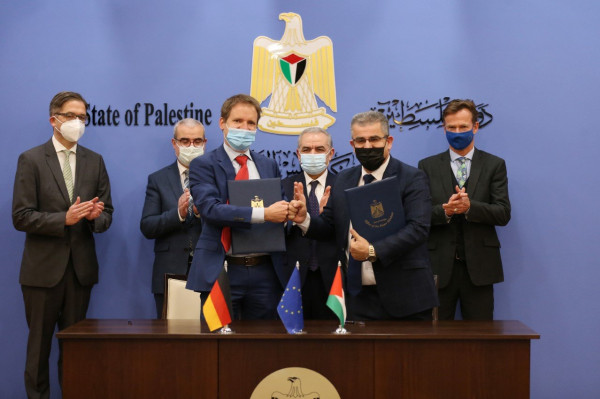 الإسلامي الفلسطيني وصندوق سند يوقعان اتفاقية استثمار لدعم المشاريع الصغيرة والمتوسطة بفلسطين