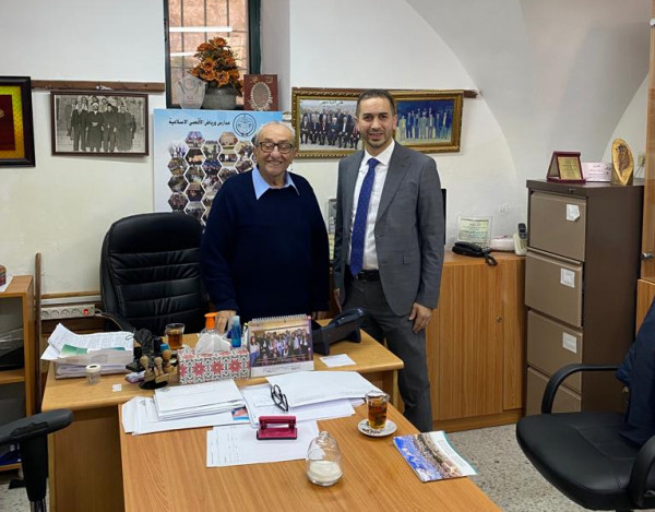 بنك القدس يجدد دعمه لمدارس ورياض الأقصى