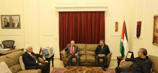 دبور يلتقي نائب رئيس المجلس الوطني الفلسطيني علي فيصل