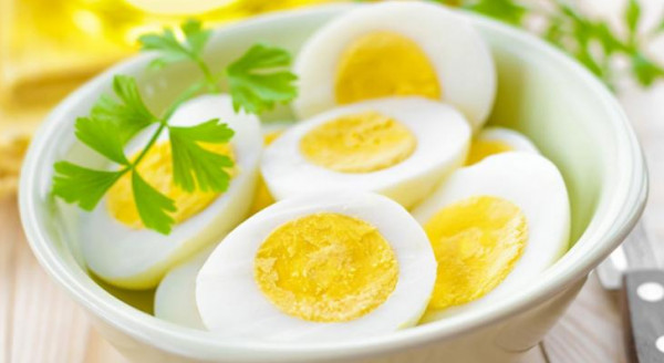 الفوائد الصحية لتناول البيض على الفطور 9999163323