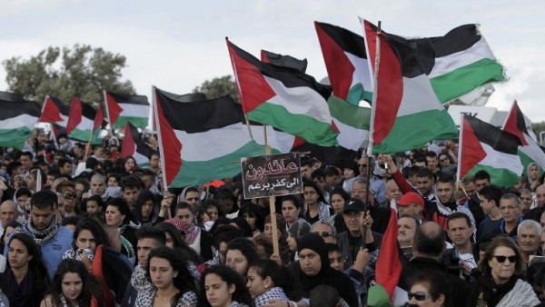 استطلاع: 94% من الفلسطينيين في الداخل تعرضوا للعنصرية والتمييز