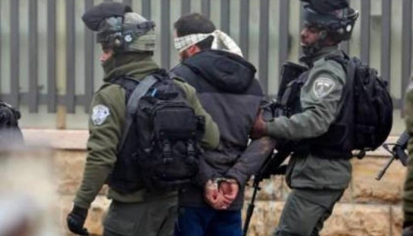 قوات الاحتلال تعتقل مواطنين من نابلس