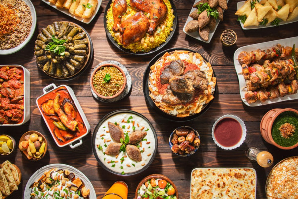 تجنب هذه الأطعمة على مائدة سحورك وإفطارك في رمضان