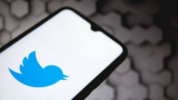 (تويتر) يختبر ميزة جديدة لمستخدميه للتخلص من التغريدات الطويلة
