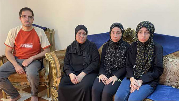 جزاء الجميل.. تفاصيل جريمة قتل نجل فنانة مصرية لحماه في رمضان