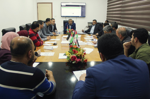 الاتصالات تنظم ورشة عمل بعنوان تأهيل شركات توزيع البريد الداخلي في قطاع غزة