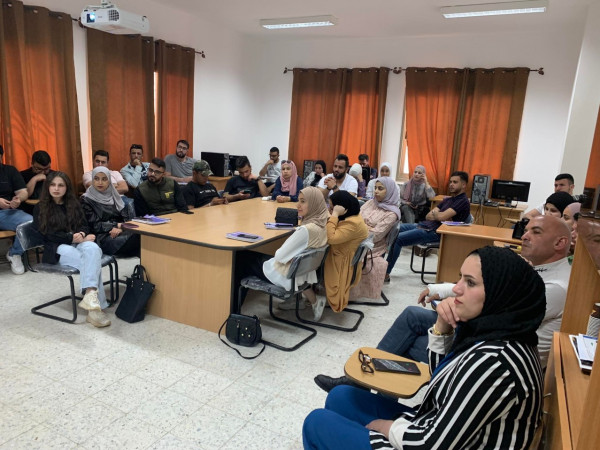 جامعة القدس المفتوحة تنظم ندوة علمية رقمية حول الصحافة الطبية