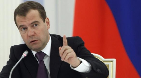 ميدفيديف: الغرب لن يصمد أسبوعا واحدا دون الغاز الروسي