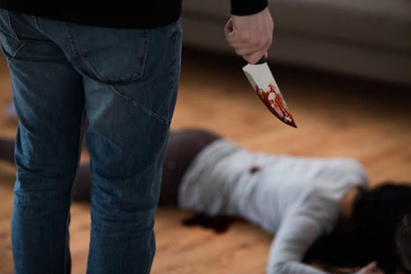 أربعيني يتخلص من عشيقته بطريقة مرعبة ويلقيها بداخل حاوية قمامة