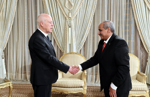 ماذا تناول اجتماع وزير الأشغال الفلسطيني مع الرئيس التونسي؟