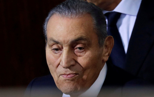 أسرة الرئيس المصري الراحل حسني مبارك تستعد لإصدار بيان "حسم الجدل"