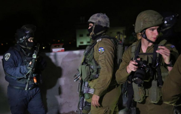 الاحتلال يعتقل شقيق منفذ عملية "تل أبيب" رعد حازم