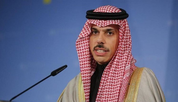 وزير الخارجية السعودي: أيدينا ممدودة إلى إيران