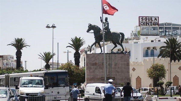 مرسوم رئاسي يدعو التونسيين للاستفتاء على دستور جديد