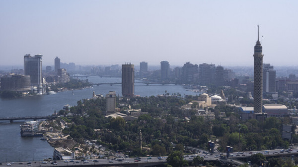 مصر والإمارات تتفقان على تشكيل فريق عمل للتعاون بمشروعات الطاقة الجديدة