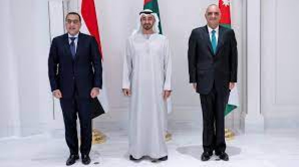 الرئيس الإماراتي يستقبل رئيسي وزراء الأردن ومصر