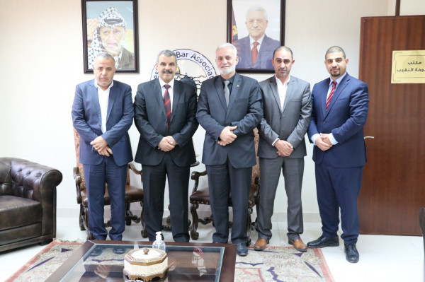 رام الله: نقيب المحامين يستقبل رئيس ديوان الرقابة الإدارية والمالية والوفد المرافق