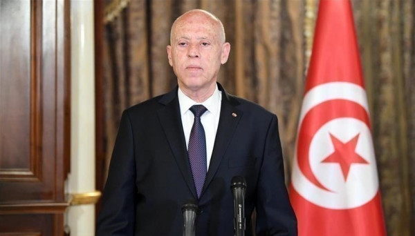 الرئيس التونسي يعفي 57 قاضيا من مهامهم