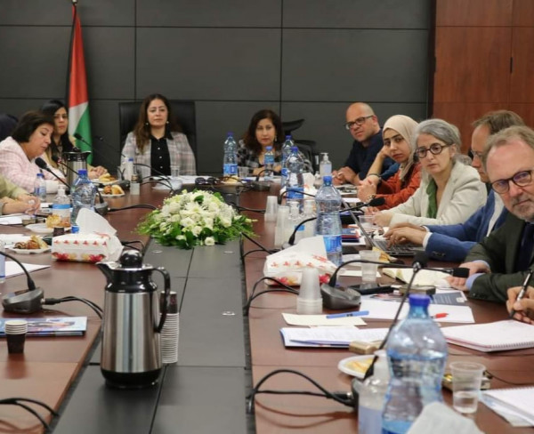 التنمية الاجتماعية وجمعية المرأة العاملة تبحثان آلية تحسين الاستجابة لحالات العنف المبني على النوع الاجتماعي