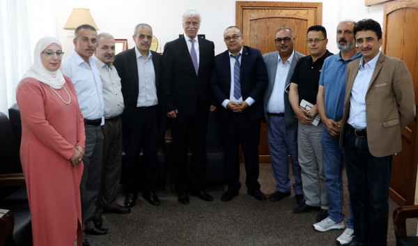 "التربية" والثقافة تؤكدان منطلقات التعاون لخدمة الرواية الفلسطينية
