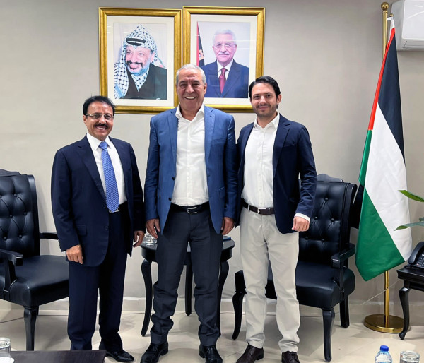 رئاسة الجامعة العربية الأمريكية تزور أمين سر اللجنة التنفيذية لمنظمة التحرير