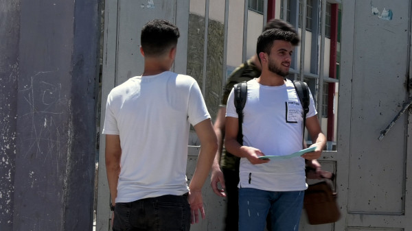 شاهد: آراء طلبة الثانوية العامة حول مبحث اللغة العربية "الورقة الثانية"