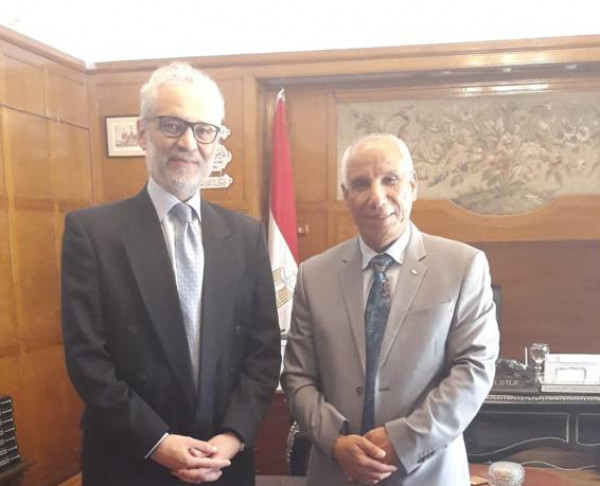 سفير مصر في رومانيا يستقبل د. محمد عياش