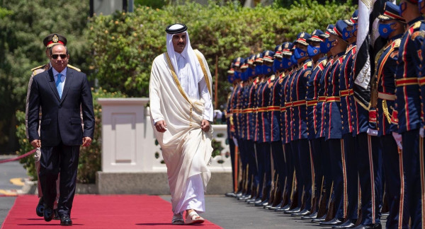 عقب انتهاء زيارته.. أمير قطر يعلّق على لقائه السيسي