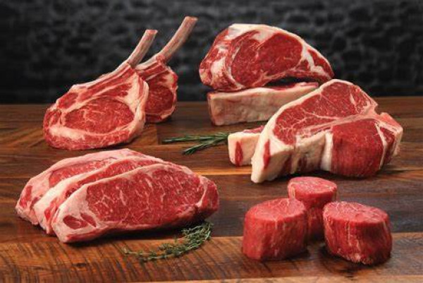 هل تناول اللحوم مضر لكبار السن؟