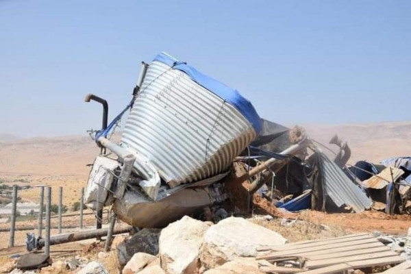 قوات الاحتلال تخطر بهدم خزان مياه شرق قلقيلية