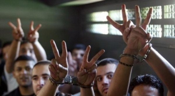 لليوم الـ (182).. المعتقلون الإداريون يواصلون مقاطعتهم لمحاكم الاحتلال