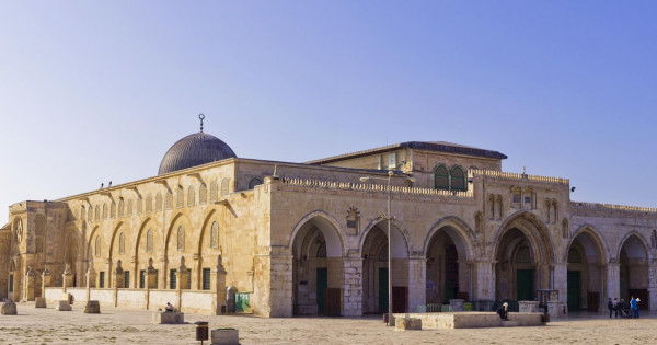 "الهيئة الوطنية" تثمن دور جماهير الداخل بحماية الأقصى والدفاع عن القدس