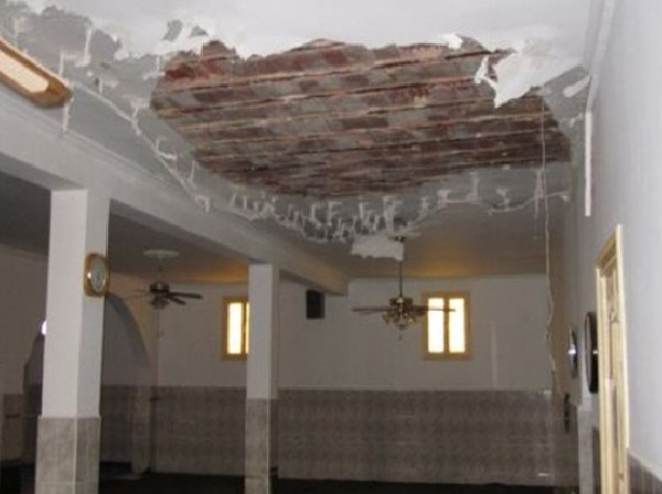المغرب: إصابة شخصين بانهيار سقف مسجد في تطوان