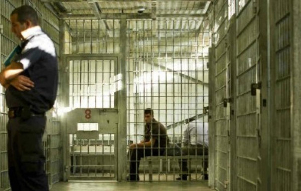 "حريات": ارتفاع أعداد الأسرى المصابين بأمراض وأورام سرطانية في سجون الاحتلال