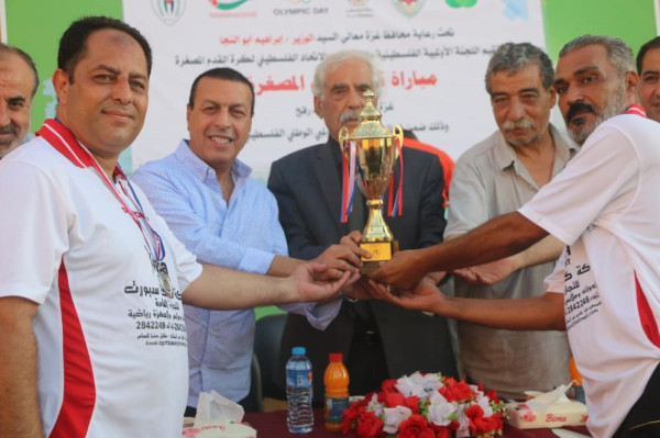 شباب رفح يتوج بكأس المركز الأول للكرة المصغرة بتغلبه على غزة الرياضي