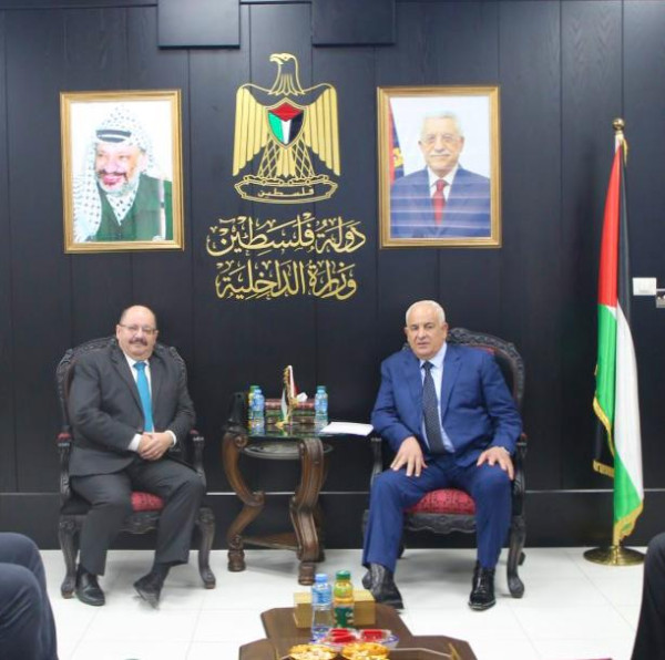 الداخلية وشبكة المنظمات الأهلية تنظمان ورشة عمل لموظفي الشؤون العامة