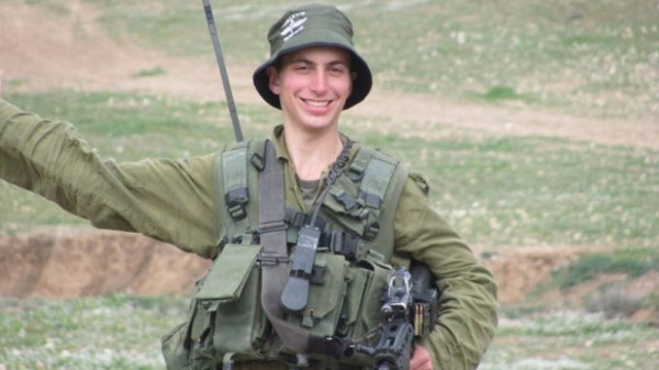 عائلة الجندي "هدار غولدن" تُعلن إطلاق حملة للضغط على القيادة الإسرائيلية لاستعادة ابنها