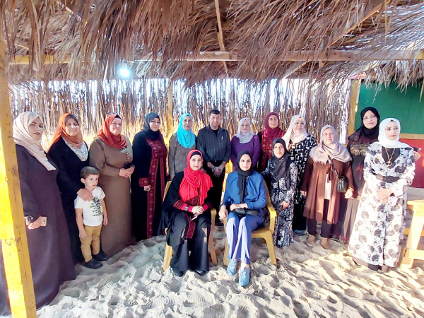 "التجمع الفلسطيني" للوطن و الشتات يُكرّم الطلبة المتفوقين في الثانوية العامة