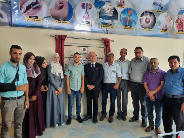 بحضور نائب السفير الياباني.. المركز الطبي بالنصيرات يفتتح مشروع توفير معدات طبية