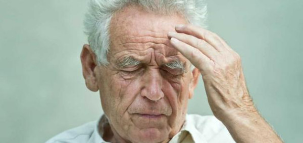 كيف نعتني بمريض الزهايمر بداخل المنزل؟