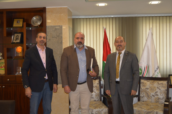 ملتقى رجال الأعمال الفلسطيني والممثلية الأرجنتينية يعقدان اجتماعًا