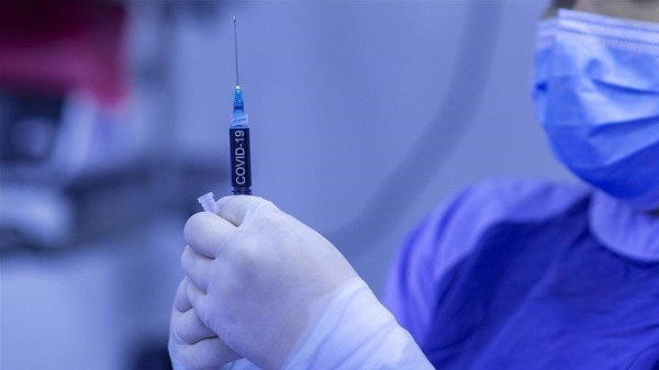 الصين توافق على أول لقاح يمكن استنشاقه لفيروس (كورونا)