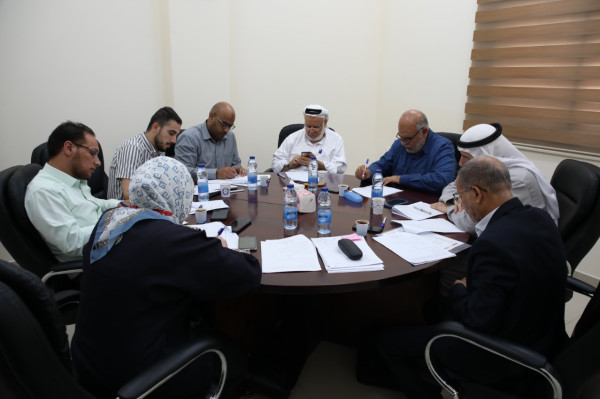 اللجنة الاقتصادية بتشريعي غزة تناقش قانون الصناعة