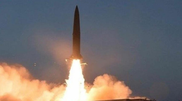 رغم التحذيرات الأمريكية.. كوريا الشمالية تطلق صاروخاً باليستياً باتجاه البحر الشرقي