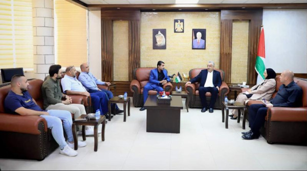 المحافظ أبو بكر يلتقي المدير الجديد لمديرية المواصلات بطولكرم