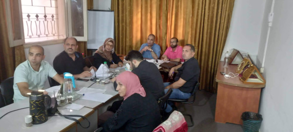 كتلة نضال العمال بغزة تعقد اجتماعاً لمكتبها التنفيذي المركزي