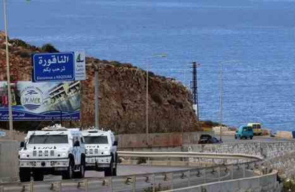 "لبيد": نناقش التفاصيل النهائية للاتفاق مع لبنان وسنعزز الأمن بالشمال